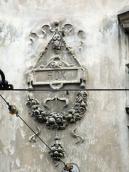 Рельєфний картуш з написом ROK