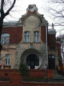 Права частина зі входом