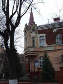 Ліва частина з башточкою