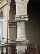 Колона ґанку