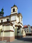 Південний фасад у ракурсі