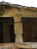 Різьблений стовпчик