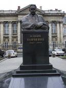 Пам’ятник М. Панчишину