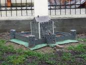 Замок у Середньому