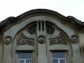 2012 р. Сецесійний фронтон