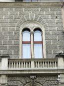 Романські вікна 2-го поверху