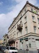 Фасад по вул. Театральній