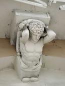 Ліва скульптурна консоль