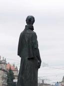 Півпостать