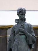 Півпостать