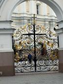 2012 р. Ґрати-стулки