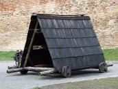 2012 р. Таран (накритий дахом, на…