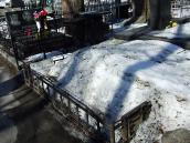 2013 р. Могили М. Вязьмітіної та М.…