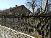 2013 р. Плетінь уздовж провулка