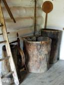 2013 р. Прялка та діжки