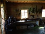 Ліва частина чільної стіни