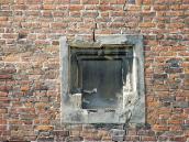 Ніша 2-го ярусу праворуч від порталу