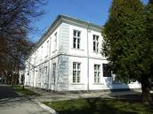 2013 р. Бічний і фрагмент головного…