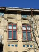 Сецесійні вікна 4-го поверху