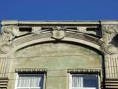 2013 р. Сецесійний фронтон