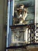 Акротерій балкону