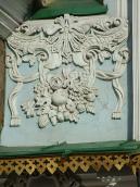 Рельєф під північним вікном нижнього…