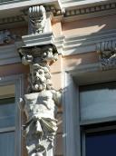 Скульптурне оздоблення пілястри