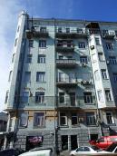 2020 р. Фасад по вул. Антоновича (ліва…