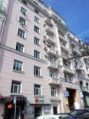 2020 р. Ліва частина фасаду. Вигляд з…