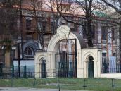 Брама цвинтаря