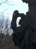 Ліва нижня частина скульптурної групи