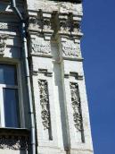 Пілястри 4-го поверху