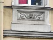 Рельєфрна вставка під вікном 2-го…