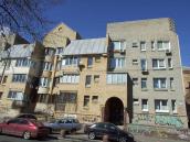 2021 р. Права частина головного фасаду…