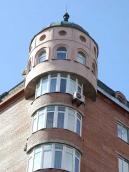 2021 р. Наріжний еркер з башточкою