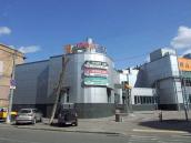 2021 р. Ліва частина головного фасаду…