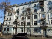 2021 р. Ліва частина фасаду по вул.…