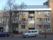 2021 р. Ліва частина головного фасаду…