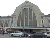 Центральна частина головного фасаду (2)