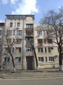 2021 р. Права частина головного фасаду…