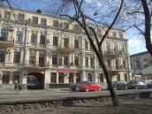 2021 р. Права частина головного фасаду