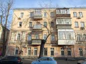 2021 р. Ліва частина фасаду по вул.…