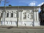 2021 р. Права частина фасаду по вул.…