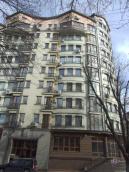 2021 р. Права частина фасаду по вул.…