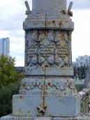 Цоколь стовпа із виноградом (2)