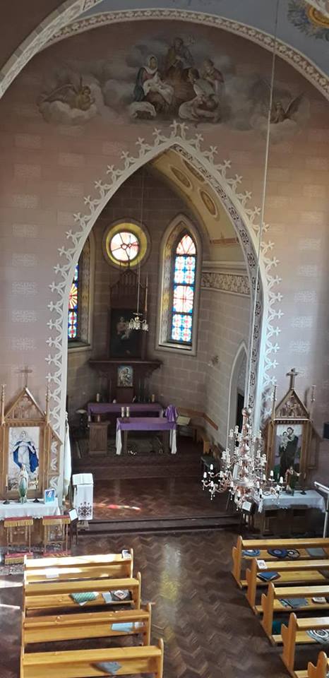 2019 р. інтер’єр з видом на вівтар