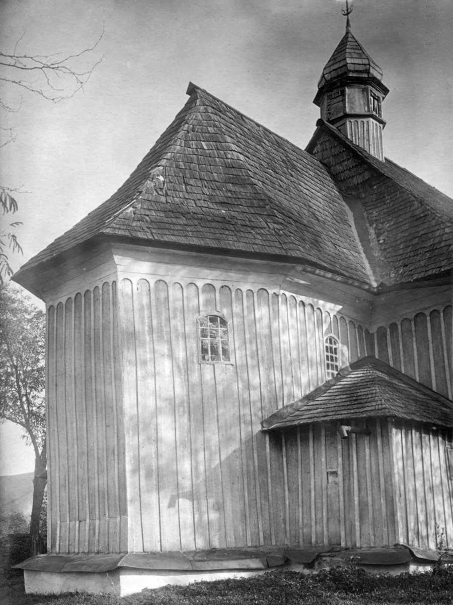 Фото Стефана Таранушенка і Павла Жолтовського з експедиції Харківського музею… Костел Успіння