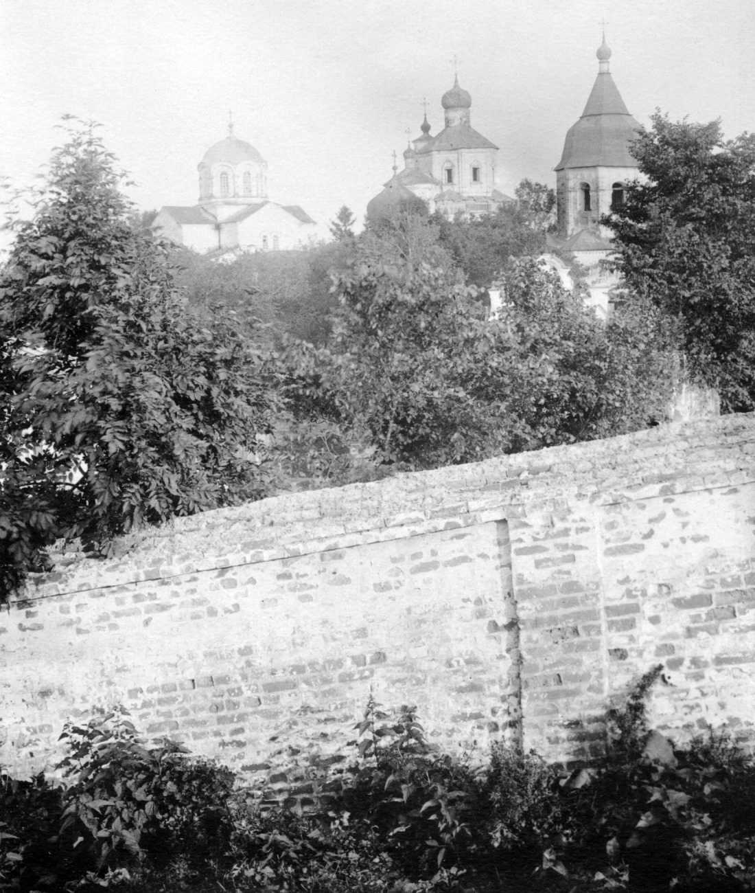 Фото Стефана Таранушенка і Павла Жолтовського з експедиції Харківського музею… 1920-і (?) рр. Загальний вигляд з…