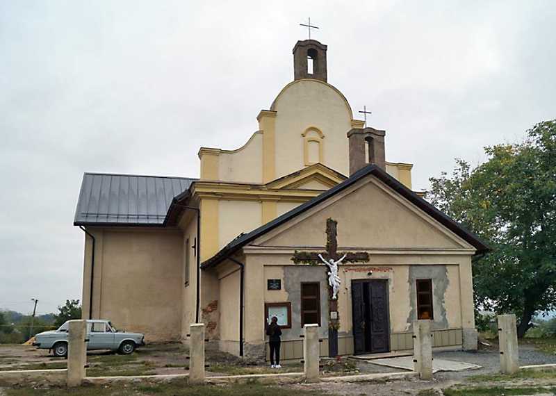 Фото з ФБ групи «Ukraina Incognita» (опубліковано 22.02.2019 р.) facebook.com… Костел св.Станіслава