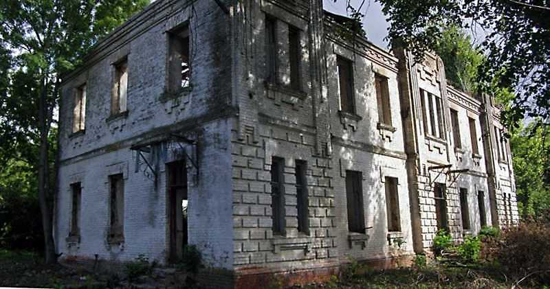 Панський маєток у селі Вознесенське. Згурівський район Київської області. Село… Панський будинок